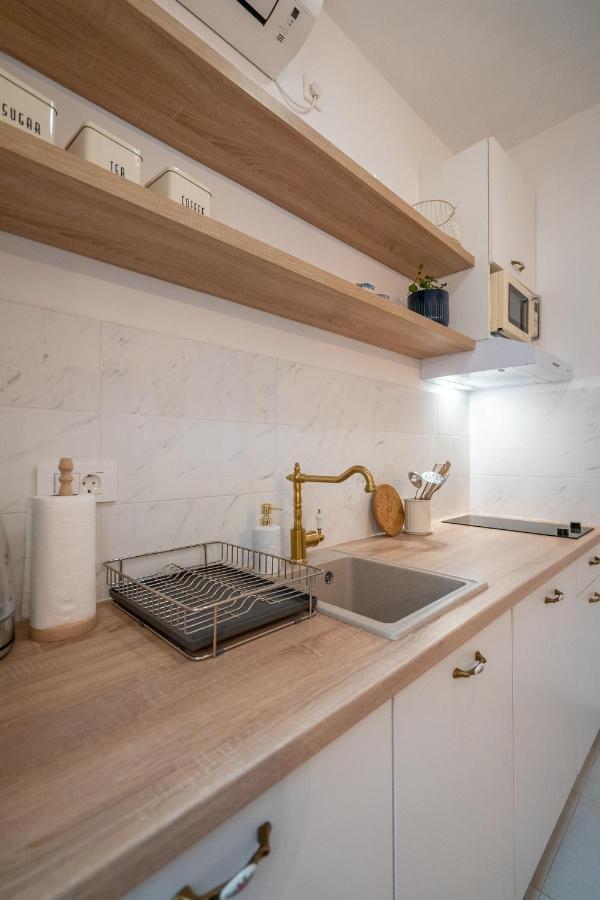 Starry Night Studio Apartment 리예카 외부 사진